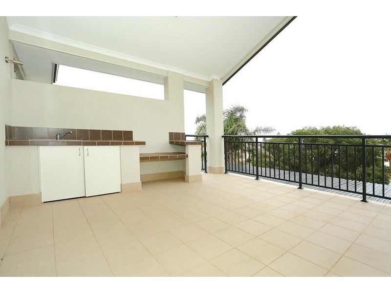 3/110 Leighton Road, Halls Head WA 6210