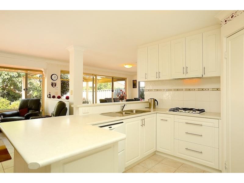 7 Dillington Mews, Erskine WA 6210