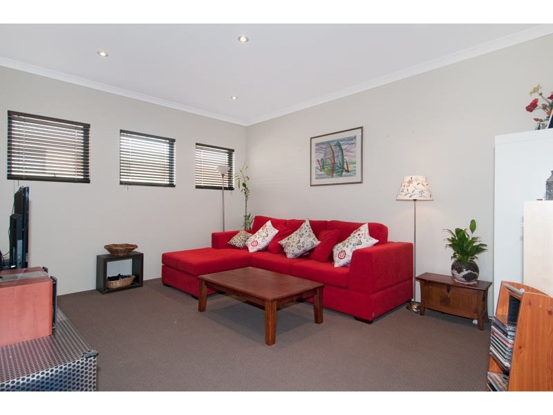 38 Cobaki Brace, Lakelands WA 6180