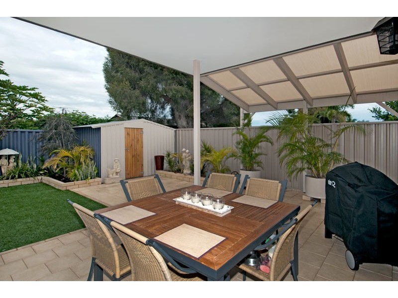 12 Heron Street, Dudley Park WA 6210