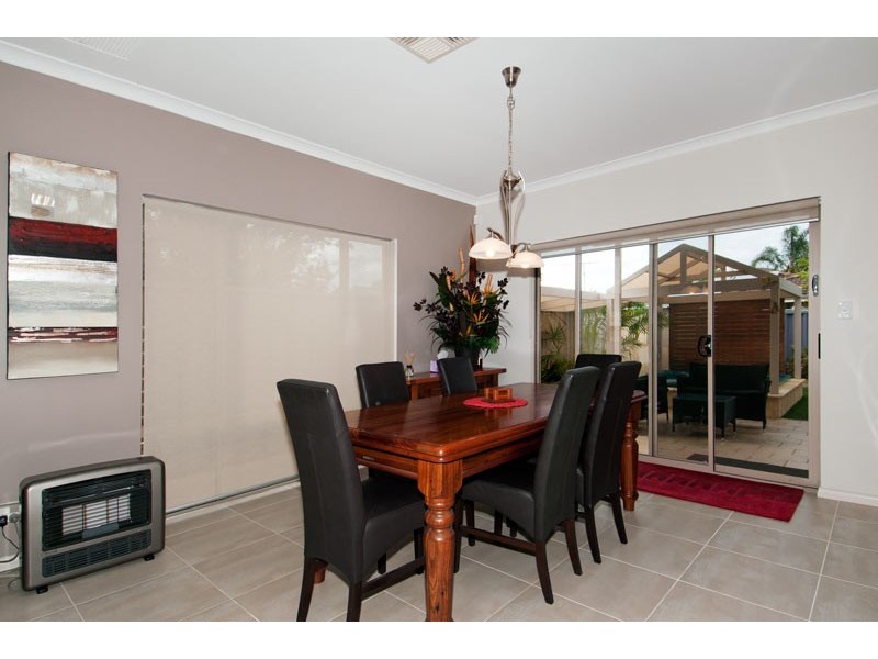 12 Heron Street, Dudley Park WA 6210