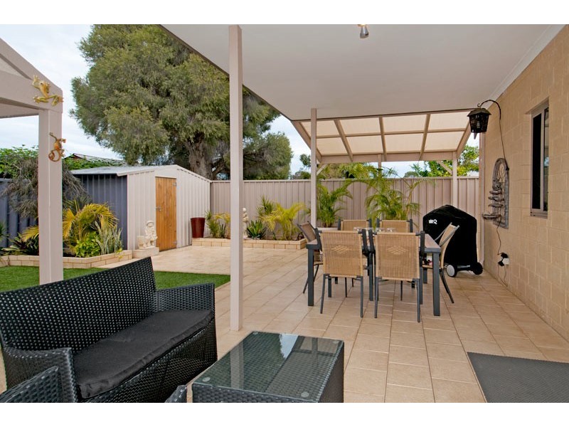 12 Heron Street, Dudley Park WA 6210