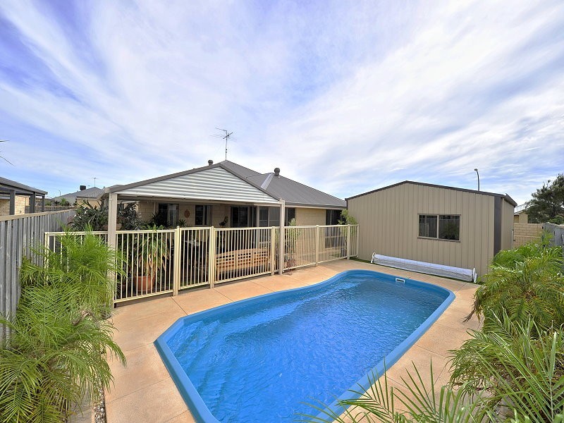 65 Seascapes Blvd, Halls Head WA 6210