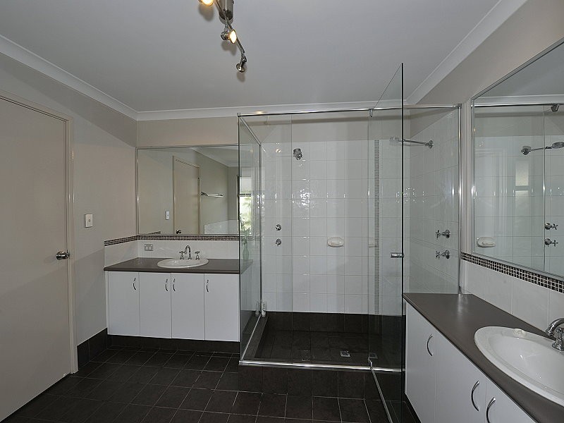 65 Seascapes Blvd, Halls Head WA 6210