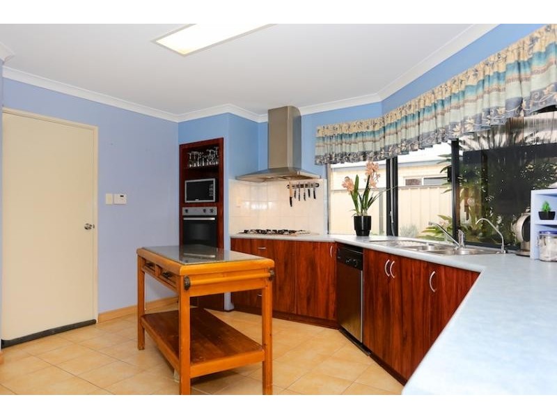 34 Dampier Avenue, Falcon WA 6210