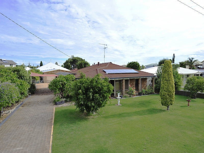 11 Barwell Street, Silver Sands WA 6210