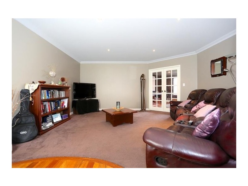 26 Mippi Road, Halls Head WA 6210