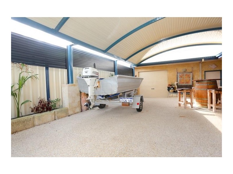 26 Mippi Road, Halls Head WA 6210