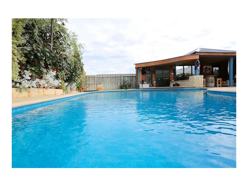 26 Mippi Road, Halls Head WA 6210