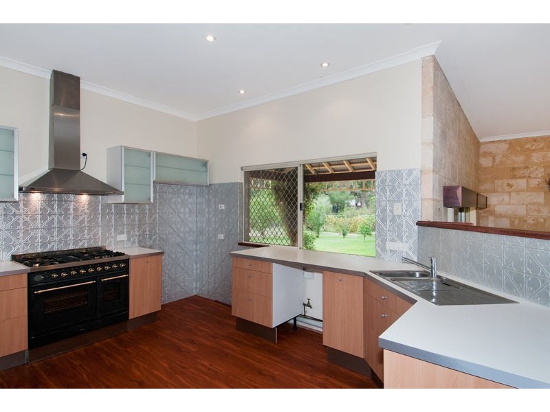 175 Pleasant Grove Circle, Falcon WA 6210