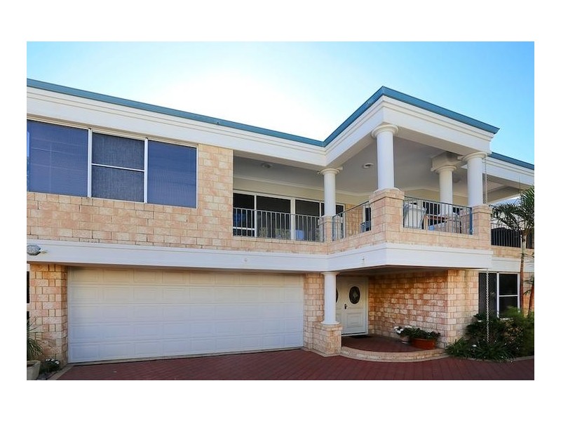 2/42 Ormsby Terrace, Mandurah WA 6210