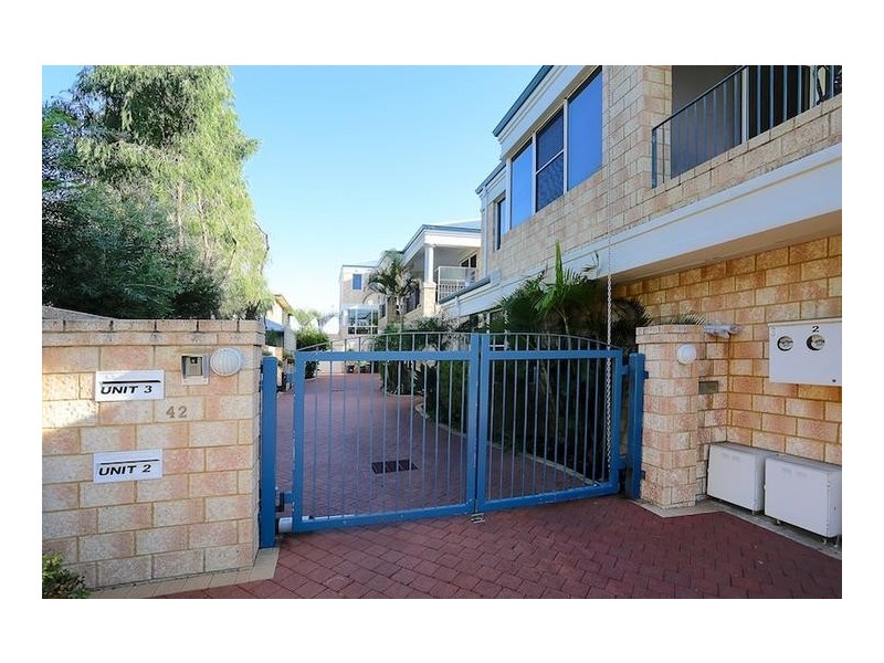 2/42 Ormsby Terrace, Mandurah WA 6210
