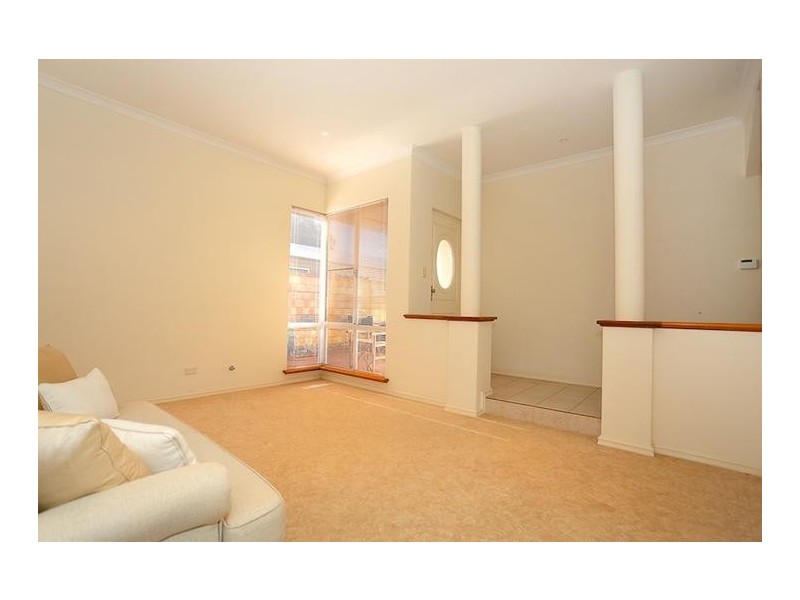 2/42 Ormsby Terrace, Mandurah WA 6210