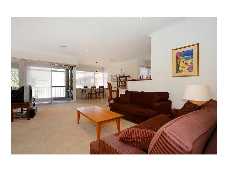 2/42 Ormsby Terrace, Mandurah WA 6210