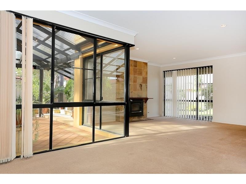 42 Watersun Drive, San Remo WA 6210