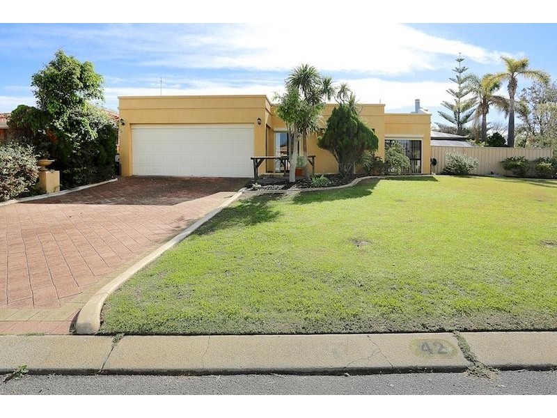 42 Watersun Drive, San Remo WA 6210