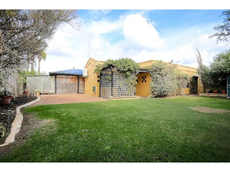 42 Watersun Drive, San Remo WA 6210