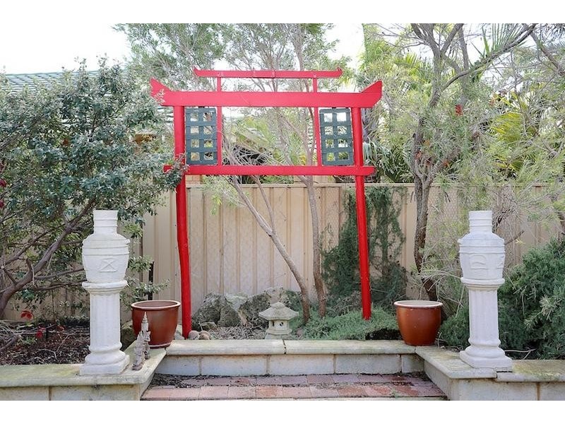 42 Watersun Drive, San Remo WA 6210