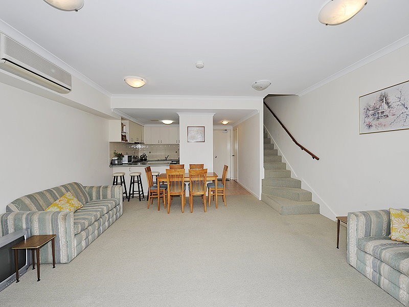 61/20 Apollo Place, Halls Head WA 6210