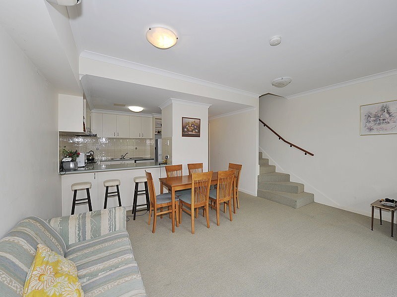 61/20 Apollo Place, Halls Head WA 6210