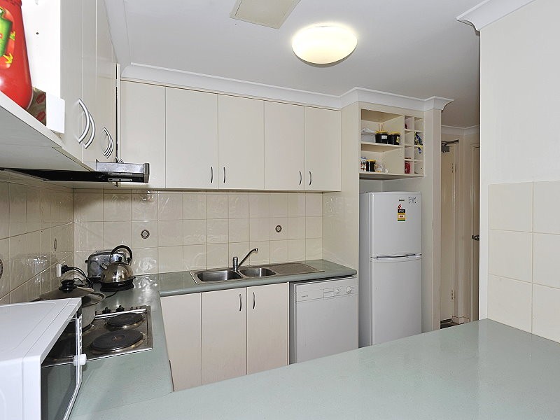 61/20 Apollo Place, Halls Head WA 6210