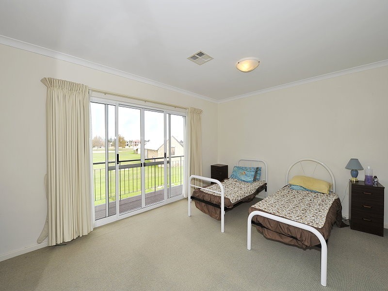 61/20 Apollo Place, Halls Head WA 6210