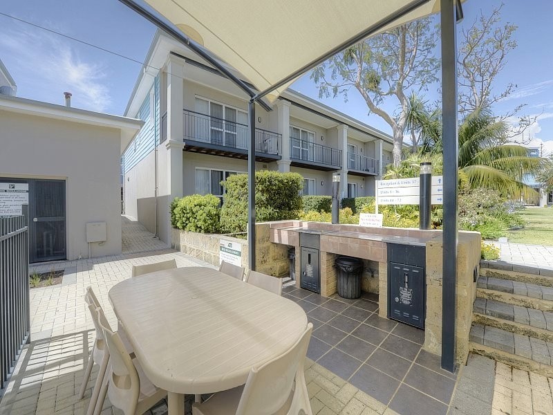 61/20 Apollo Place, Halls Head WA 6210