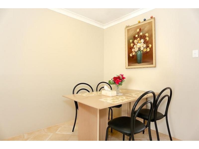 11 Gleneagles Place, Halls Head WA 6210