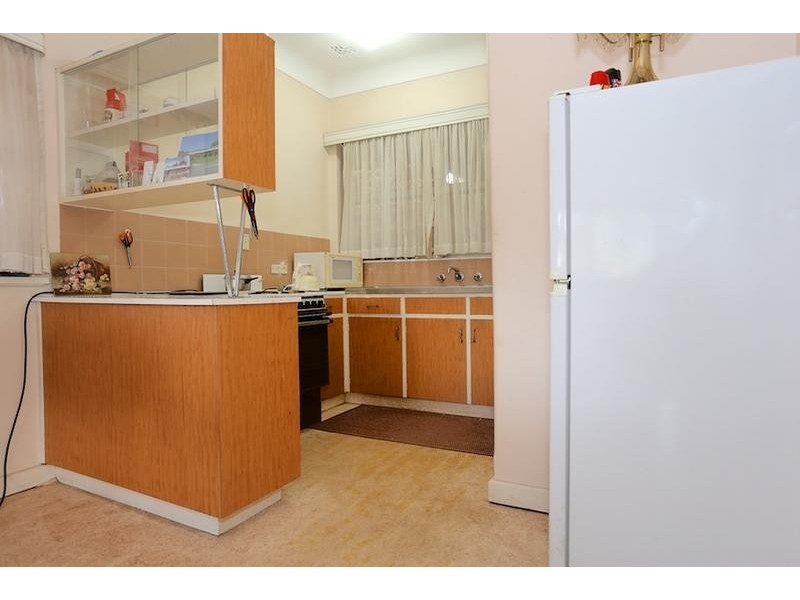 23 Wyeree Road, Mandurah WA 6210