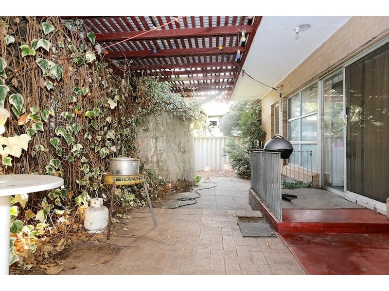 23 Wyeree Road, Mandurah WA 6210