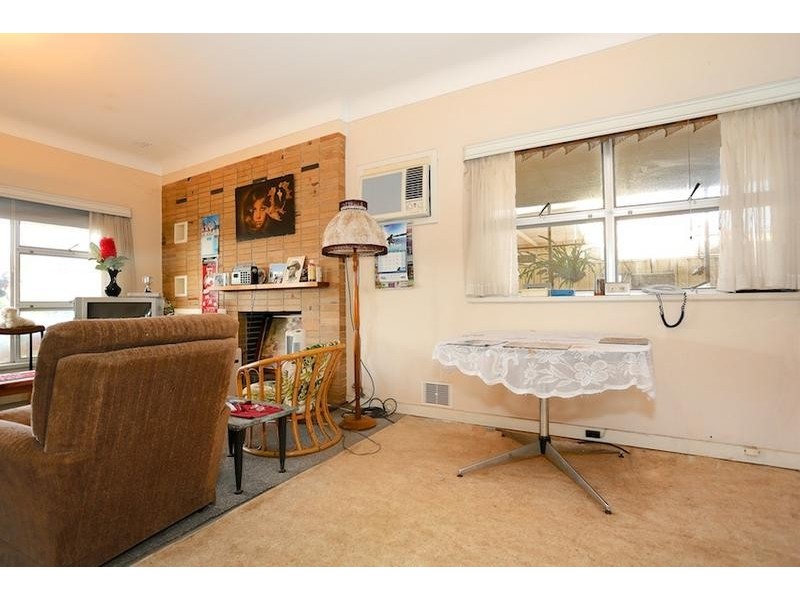 23 Wyeree Road, Mandurah WA 6210