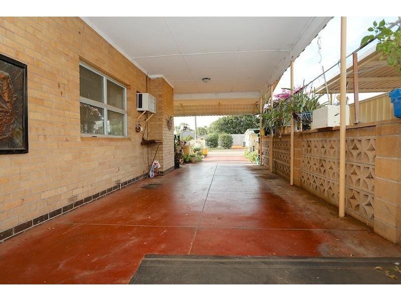 23 Wyeree Road, Mandurah WA 6210
