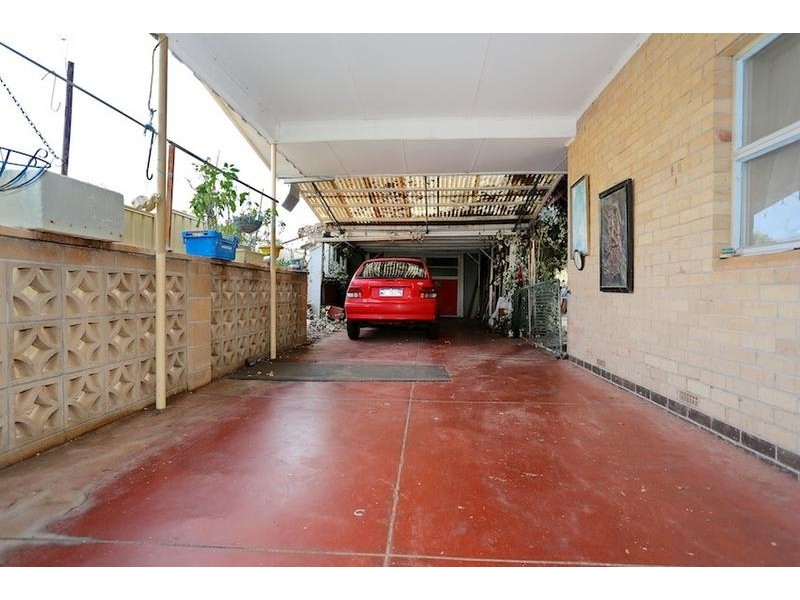 23 Wyeree Road, Mandurah WA 6210