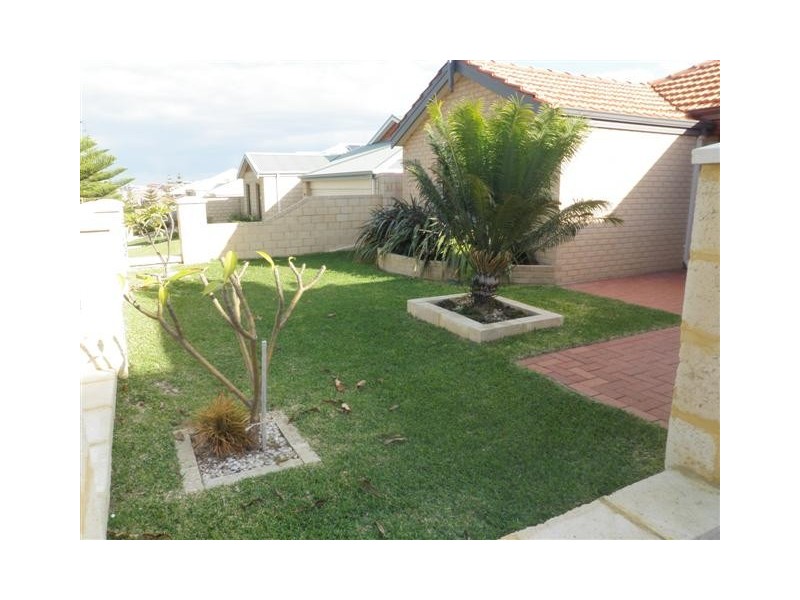 17 Northport Blvd, Wannanup WA 6210