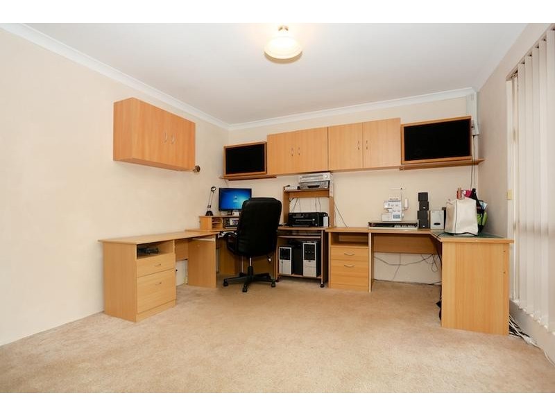 5 Templetonia Prom, Halls Head WA 6210