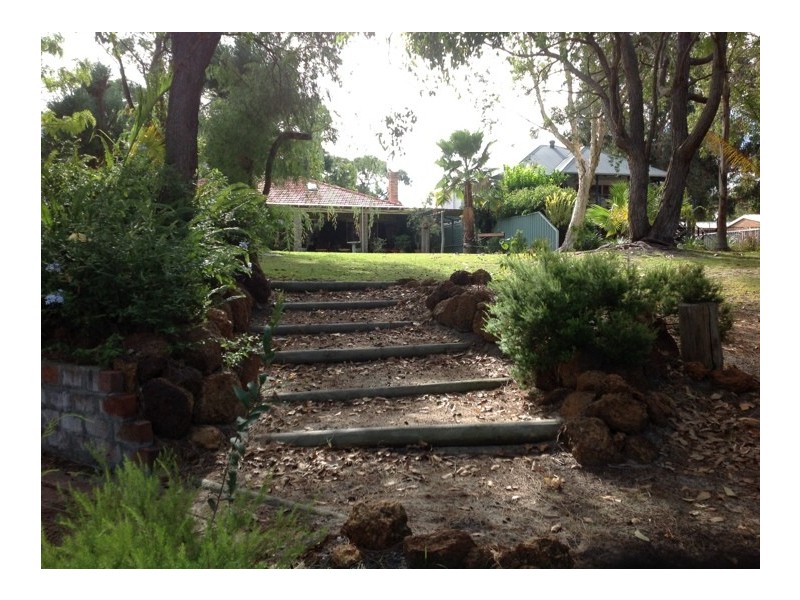 41 Rodoreda Crescent, Ravenswood WA 6208