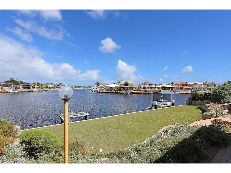 121 Leslie Street, Dudley Park WA 6210