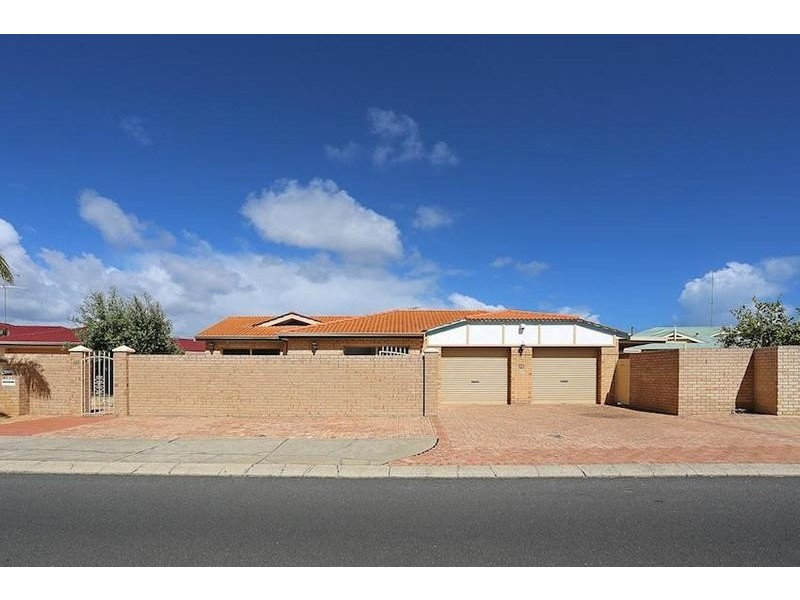 121 Leslie Street, Dudley Park WA 6210