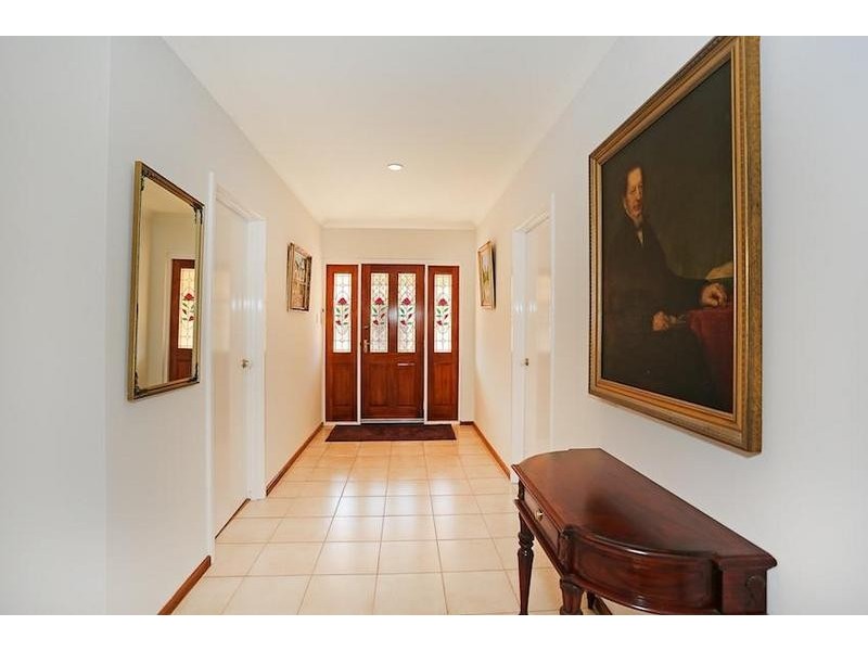 121 Leslie Street, Dudley Park WA 6210