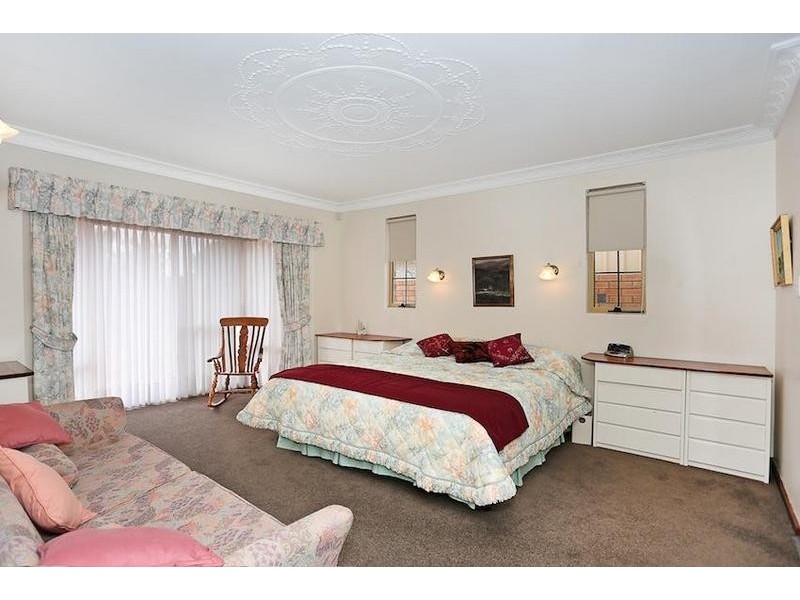 121 Leslie Street, Dudley Park WA 6210