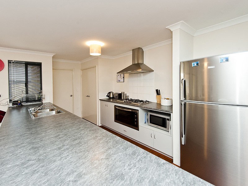 324 Pebble Beach Boulevard, Meadow Springs WA 6210