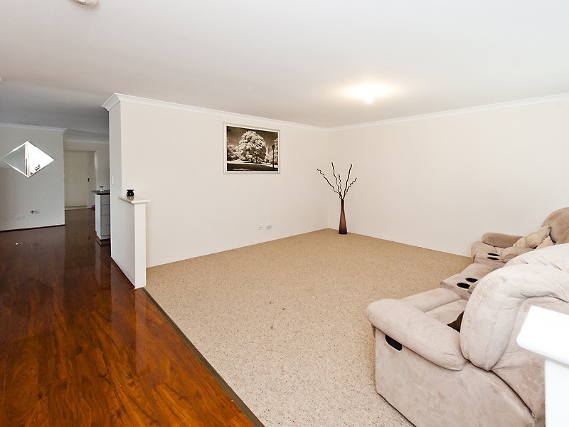 324 Pebble Beach Boulevard, Meadow Springs WA 6210