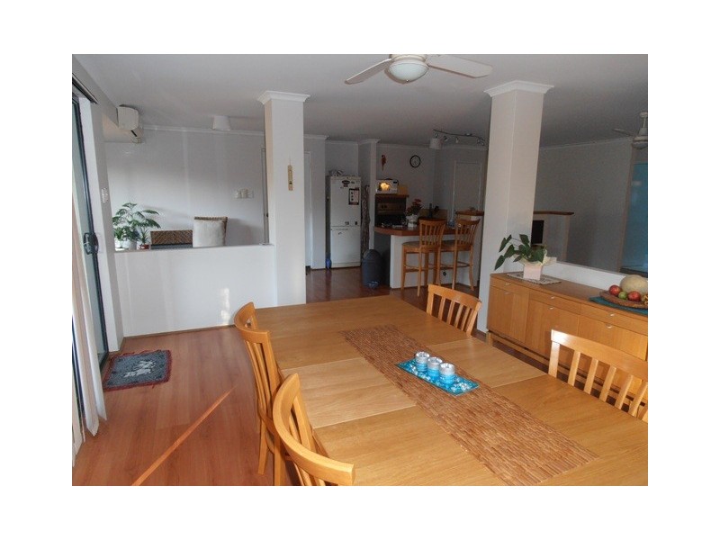 16 Aldenham Heights, Halls Head WA 6210