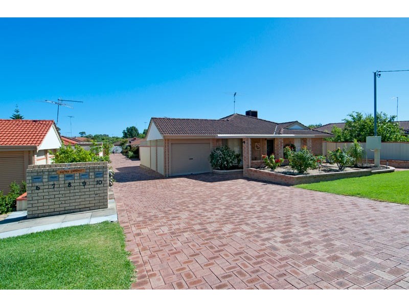 10/2 Loaring Street, Mandurah WA 6210