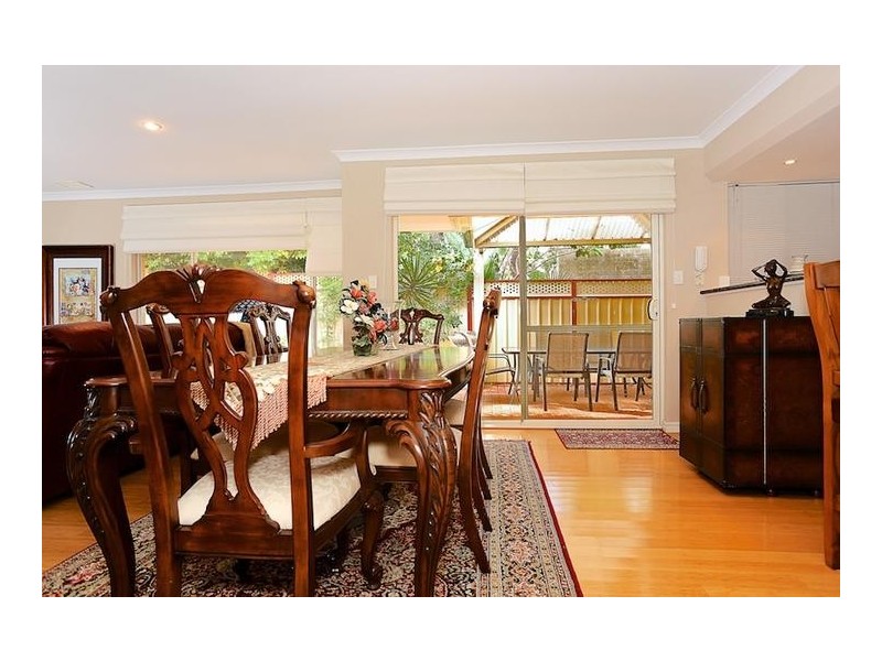 1/102 Janis Street, Halls Head WA 6210