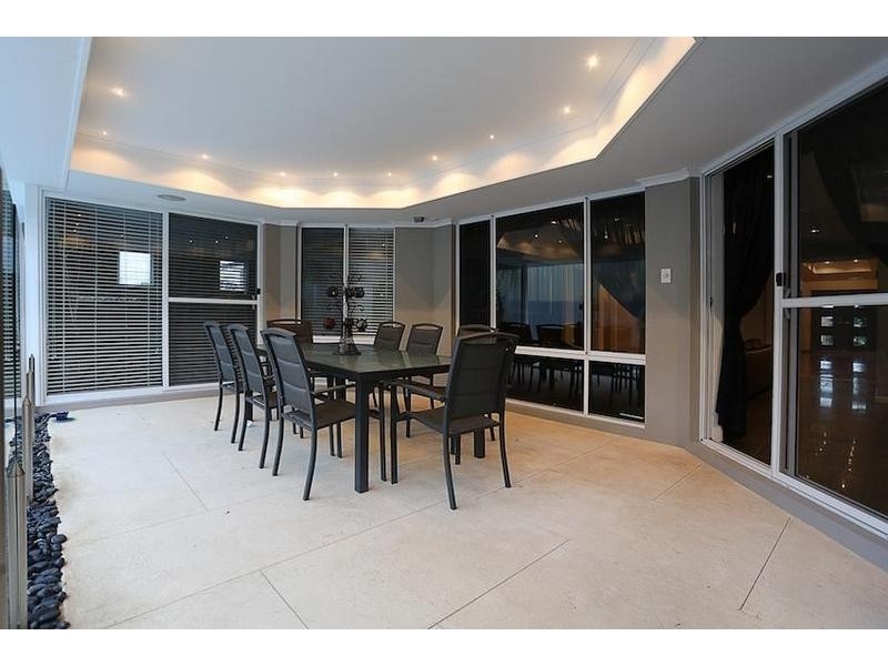 4 Banyon Close, Halls Head WA 6210