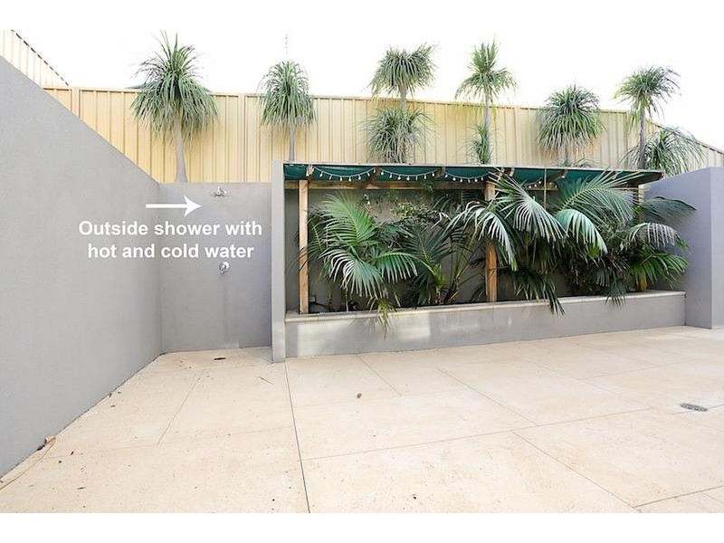 4 Banyon Close, Halls Head WA 6210