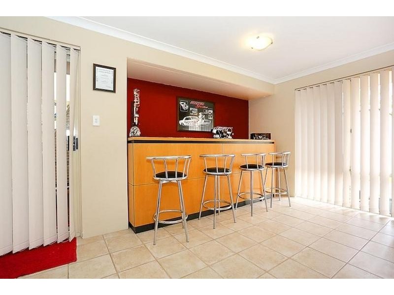 26 Vermont Avenue, Meadow Springs WA 6210