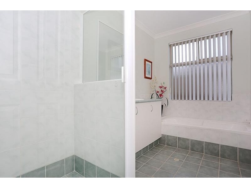 10 Tasman Loop, Dudley Park WA 6210