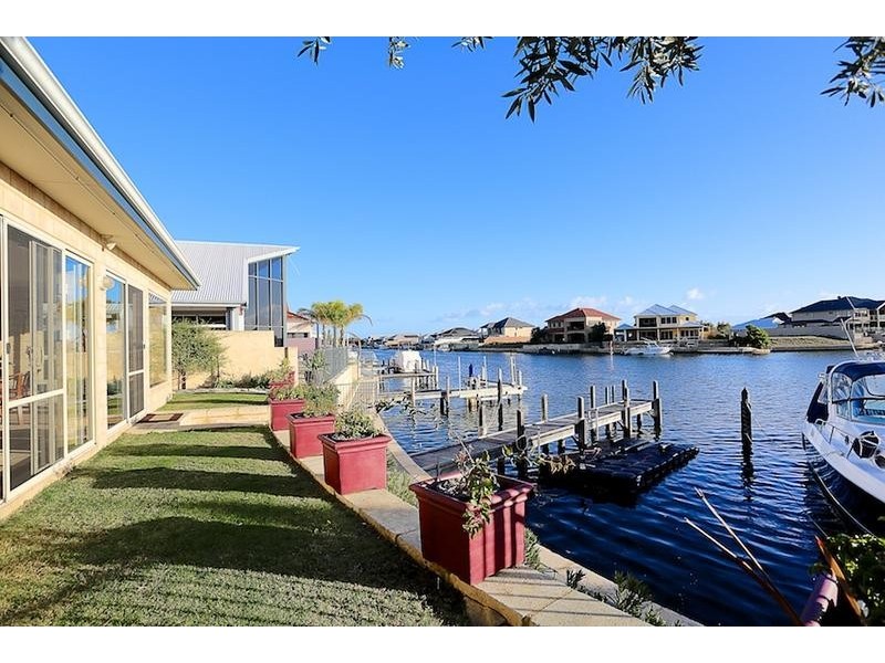 10 Tasman Loop, Dudley Park WA 6210